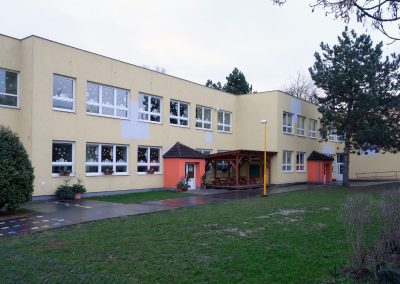 Druhá budova školy