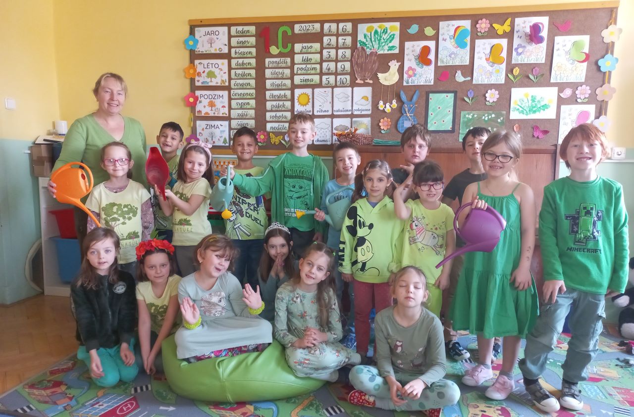 Zelený a modrý den v 1.C